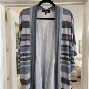 ST JOHN Tunic Sweater - Multi color/muted tones.  Size L.  Very good condition.